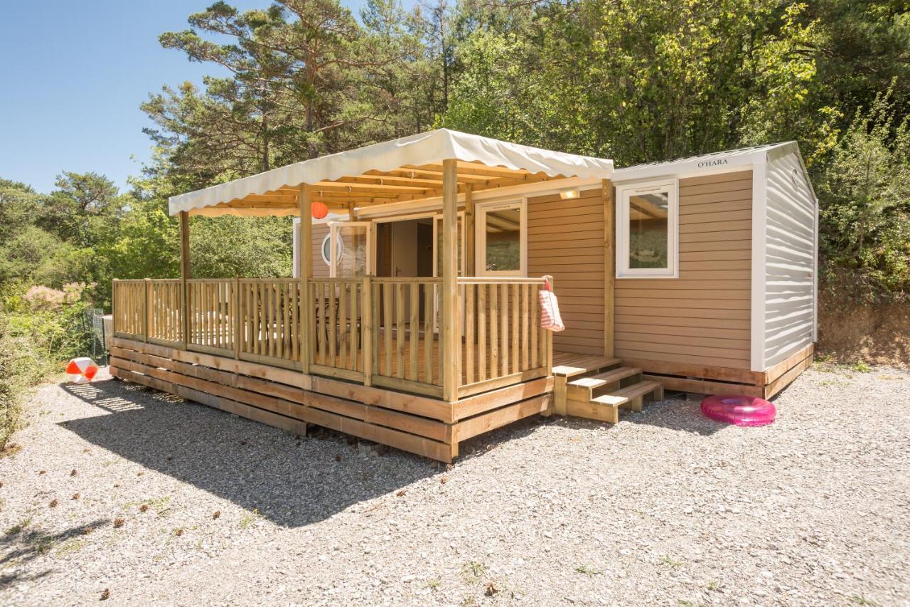 Camping Les Princes D'Orange Hotel Orpierre Exterior foto