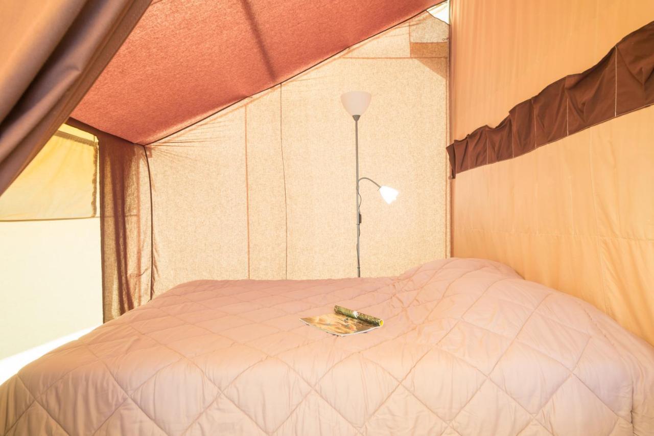 Camping Les Princes D'Orange Hotel Orpierre Exterior foto