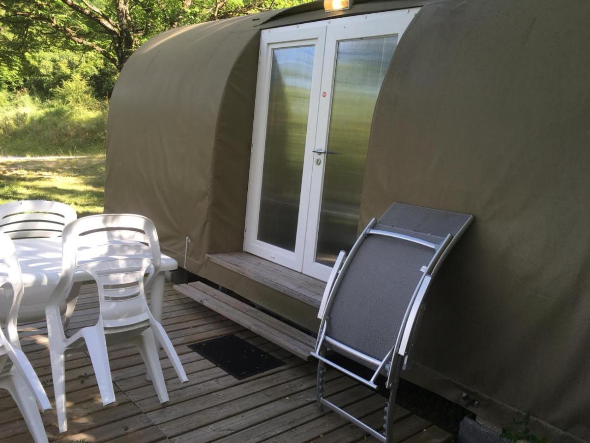 Camping Les Princes D'Orange Hotel Orpierre Exterior foto